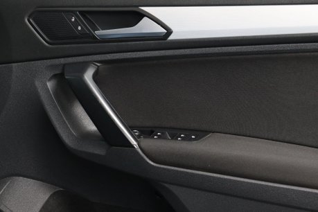 Volkswagen Tiguan SE NAV TDI BMT 4MOTION 35