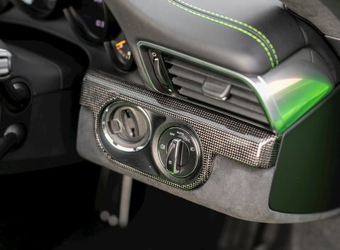 Porsche 911 GT3 RS (991.2) 18