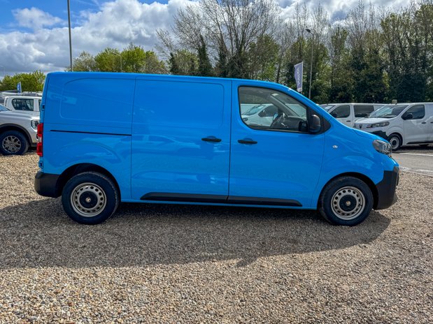 Vauxhall Vivaro SWB L1H1 Low Roof Prime Air Con Sensors SELECT 5