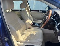 Volkswagen Touareg 3.0 TDI V6 BlueMotion Tech SE SUV 5dr Diesel Tiptronic 4WD Euro 6 (s/s) (26 35