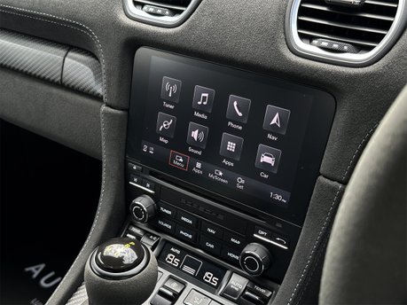 Porsche 718 CAYMAN GT4 RS PDK 94