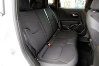 Jeep Renegade ALTITUDE 33