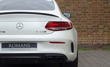 Mercedes-Benz C Class C63 S Coupe 17