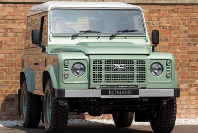Land Rover Defender 90 Heritage Hard Top