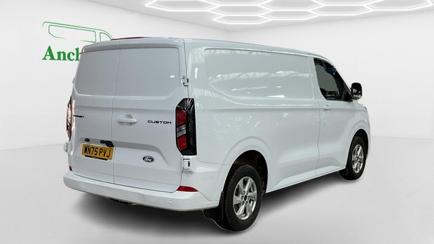 Ford Transit Custom SWB L1H1 Low Roof Limited 320 Air Con Alloys Sensors EURO 6 4