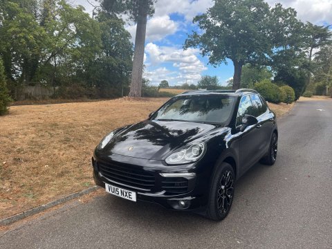 Porsche Cayenne 3.0 Cayenne V6 D Tiptronic S 4WD 5dr 1