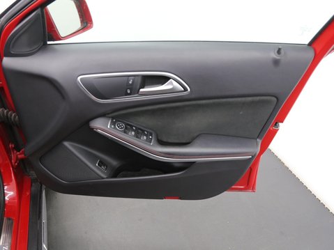 Mercedes-Benz GLA 1.6 GLA180 AMG Line Edition 7G-DCT Euro 6 (s/s) 5dr 20