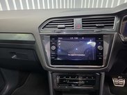 Volkswagen Tiguan 2.0 TSI R SUV 5dr Petrol DSG 4Motion Euro 6 (s/s) (320 ps) 11