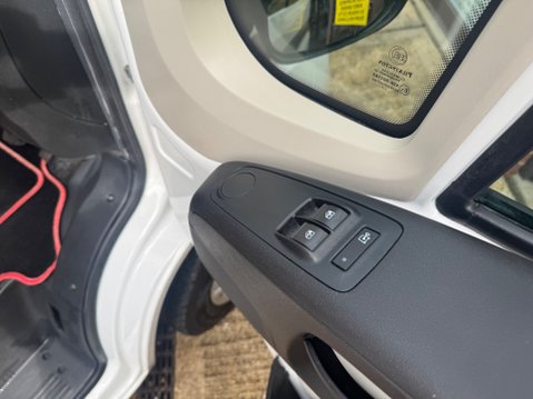 Auto-Trail Tribute 669 *** SOLD *** 7