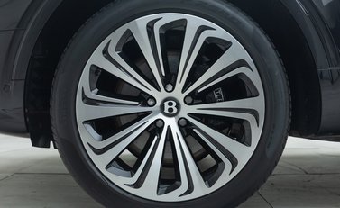 Bentley Bentayga V8 AZURE 35
