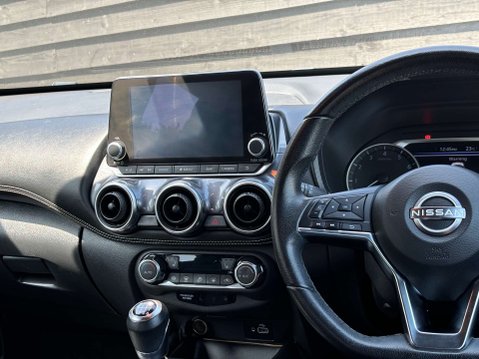Nissan Juke 1.0 Juke Tekna DiG-T 5dr 17