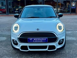 Mini Hatch 1.5 Cooper Sport Auto 3dr 5