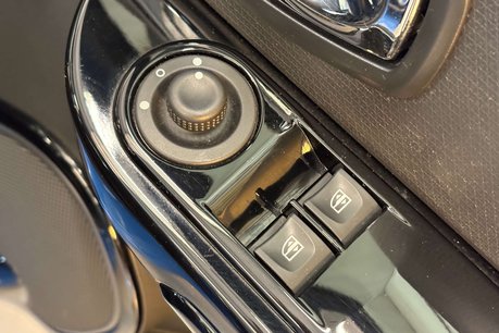 Renault Clio 0.9 TCe Dynamique MediaNav Hatchback 5dr Petrol Manual Euro 5 (s/s) (90 ps) 50