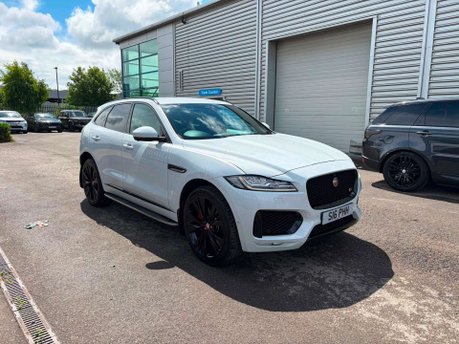 Jaguar F-Pace 3.0 D300 V6 S SUV 5dr Diesel Auto AWD Euro 6 (s/s) (300 ps) 11