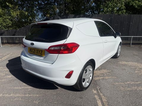 Ford Fiesta BASE TDCI 9