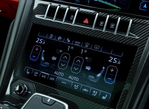 Lamborghini Urus 19