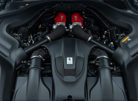 Ferrari Portofino 37