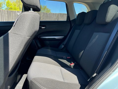 Suzuki Vitara SZ-T BOOSTERJET MHEV 21