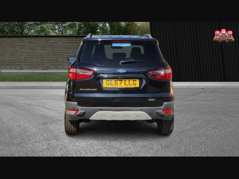 Ford Ecosport TITANIUM 9