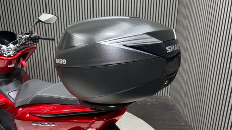 Honda PCX WW PCX 125 2016 ONLY 13K 1 OWNER LONG MOT WARRANTY 125CC 15