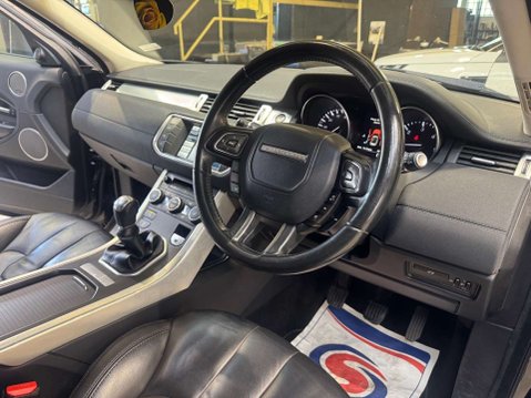 Land Rover Range Rover Evoque 2.2 Range Rover Evoque Pure eD4 4x2 5dr 3