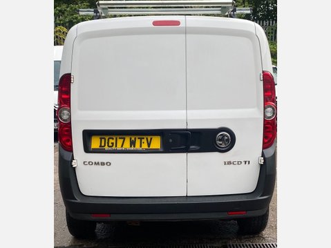 Vauxhall Combo 1.6 CDTi 2300 16v FWD L1 H2 (s/s) 3dr 13