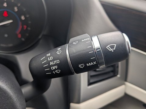 Jaguar XF PORTFOLIO 23