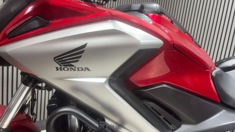Honda NC750X DCT 2017 ONLY 17K AUTO FULL LUGGAGE 750CC A2 23