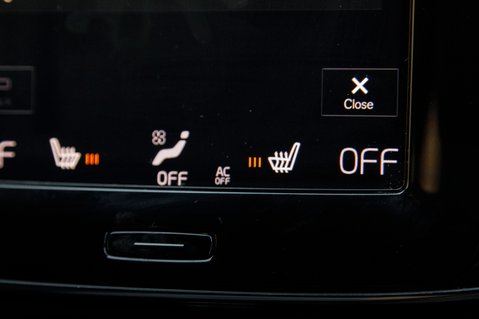 Volvo XC40 T4 R-DESIGN PRO 37