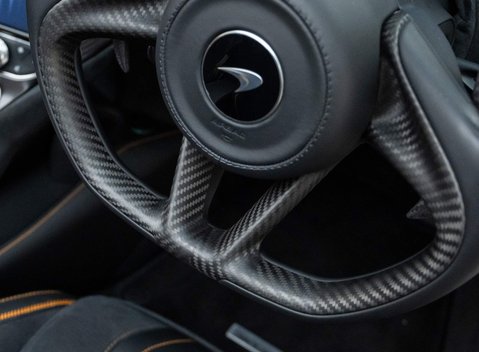 McLaren 720S Spider Peformance 21