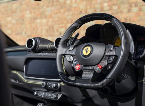 Ferrari Portofino 13