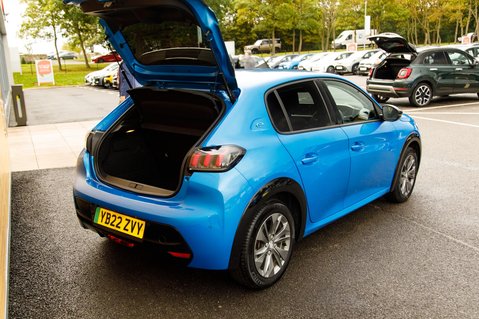 Peugeot 208 ALLURE PREMIUM 30