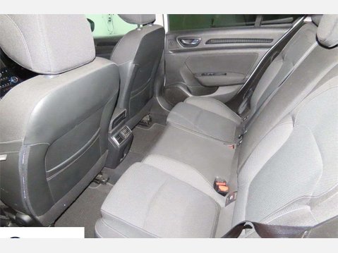 Renault Megane 1.5 Blue dCi Play Sport Tourer Euro 6 (s/s) 5dr 8