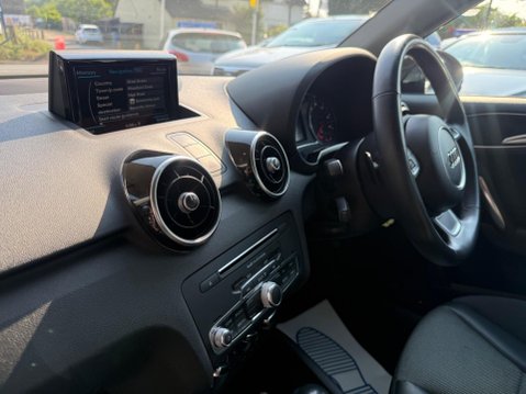 Audi A1 1.6 TDI Sport Sportback S Tronic Euro 6 (s/s) 5dr (Nav) 14