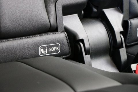 Defender 90 Commercial 5