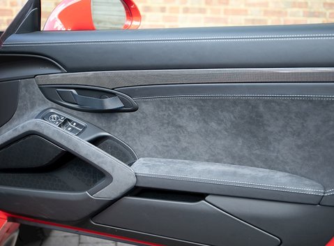 Porsche 911 (991) GT2 RS 21