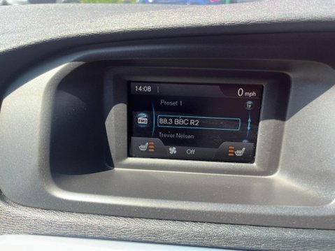 Volvo V40 2.0 D2 R-Design Euro 6 (s/s) 5dr 36