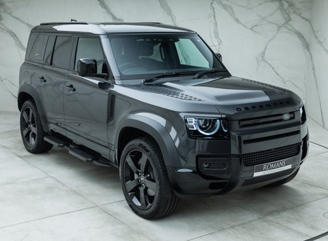 Land Rover Defender 110 D300 X-Dynamic HSE 8