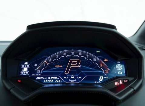 Lamborghini Huracan LP640-2 Tecnica 12