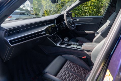 Audi RS6 4.0 TFSI V8 Performance Carbon Vorsprung Estate 5dr Petrol Tiptronic quattr 9