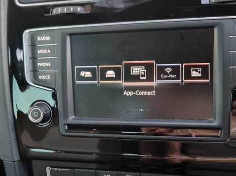 Volkswagen Golf R LINE EDITION TDI BLUEMOTION TECHNOLOGY 53