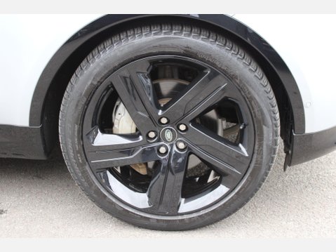 Land Rover Discovery DYNAMIC HSE 37