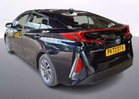 Toyota Prius 1.8 VVT 8.8kWh Business Edition Plus Hatchback 5dr Petrol Plug-in Hybrid CV 9