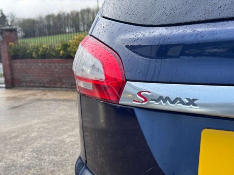Ford S-Max 2.0 S-Max Titanium TDCi 138 5dr 15