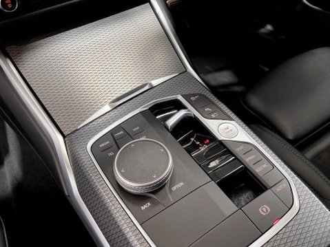 BMW 3 Series 2.0 330e 12kWh M Sport Saloon 4dr Petrol Plug-in Hybrid Auto Euro 6 (s/s) ( 17