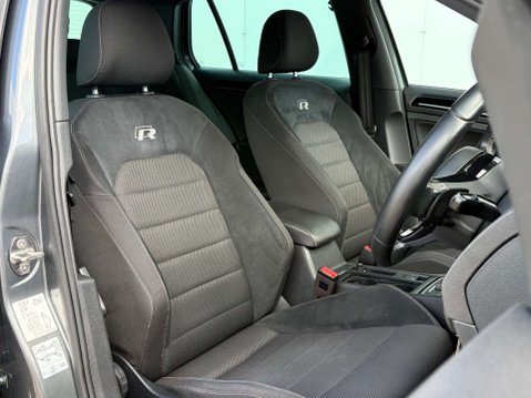 Volkswagen Golf 2.0 Golf R TSi 4Motion Semi-Auto 4WD 5dr 16