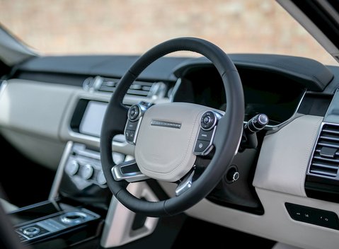 Land Rover Range Rover 4.4 SDV8 Autobiography 11