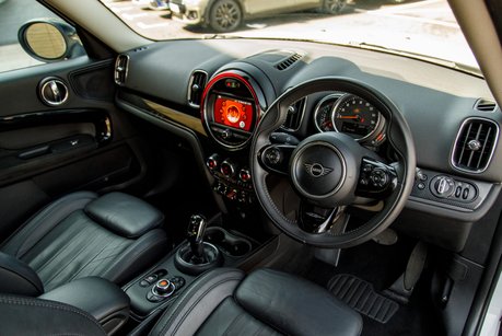 Mini Countryman COOPER D ALL4 EXCLUSIVE