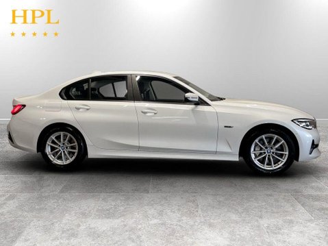 BMW 3 Series 2.0 330e 12kWh SE Pro Saloon 4dr Petrol Plug-in Hybrid Auto Euro 6 (s/s) (2 8