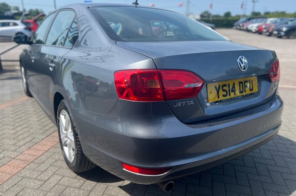 Volkswagen Jetta SE TDI BLUEMOTION TECH £35 ROAD TAX 10
